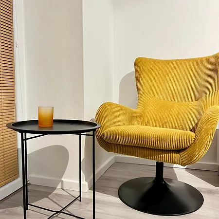 Cozy Nest In The Center Near With Parking