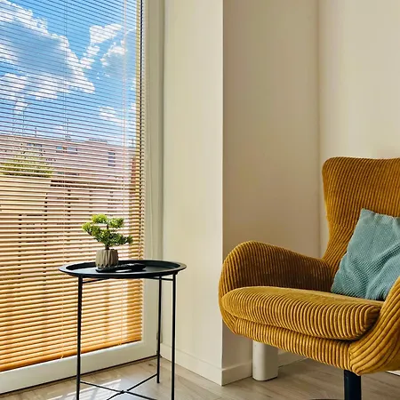 Cozy Nest In The Center Near With Parking